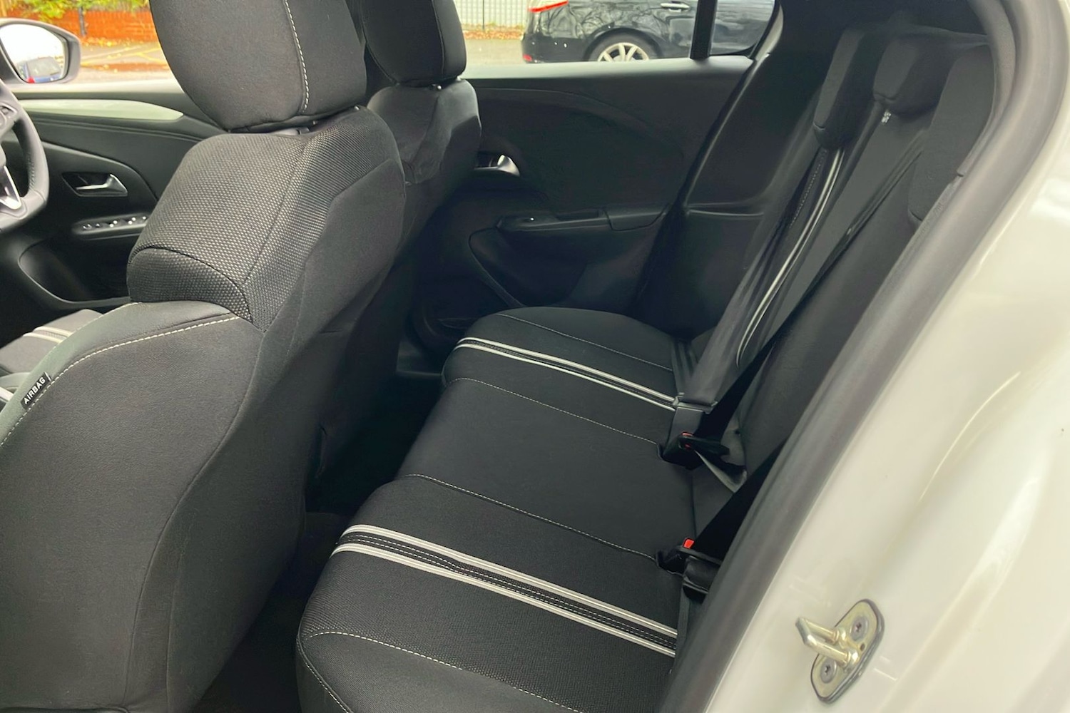 Used Vauxhall Corsa for sale - 77378980: Photo 5