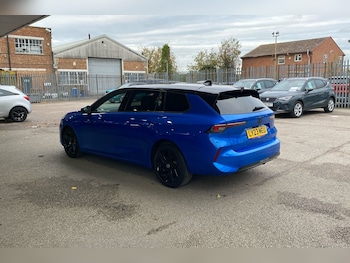 Used Vauxhall Astra 2023 for sale - 77172947: Photo