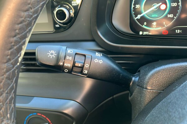 Used Hyundai i20 2023 for sale - 76186146: Photo 46