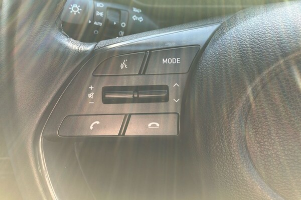 Used Hyundai i20 2023 for sale - 76186146: Photo 48