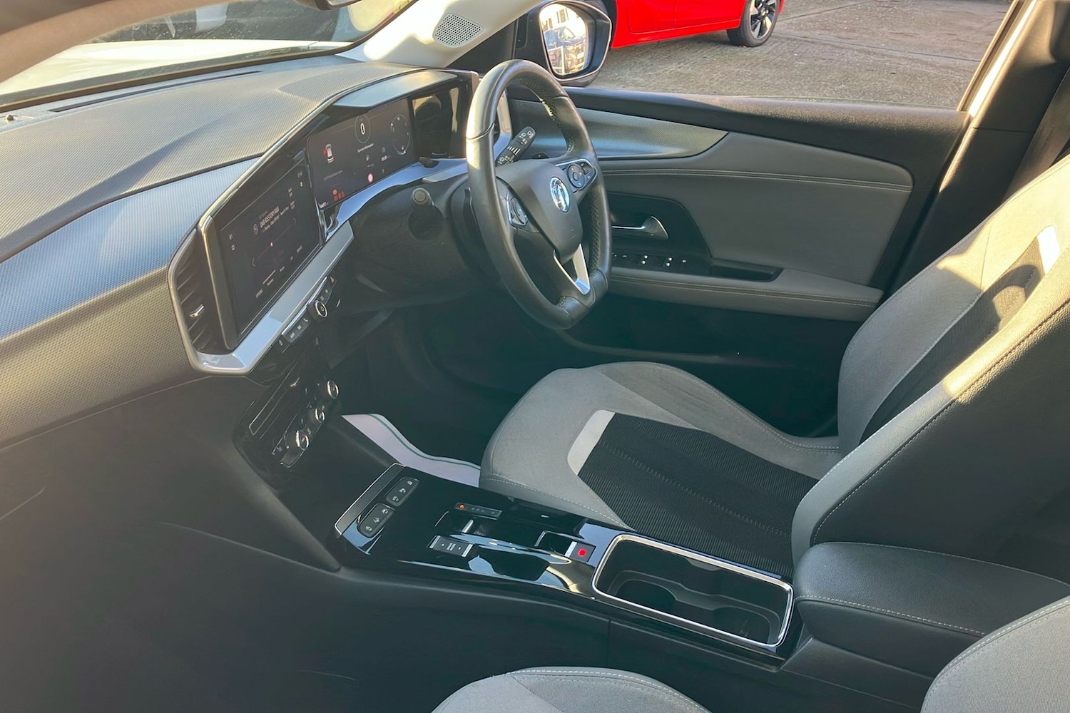 Used Vauxhall Mokka 2022 for sale - 76686982: Photo 3