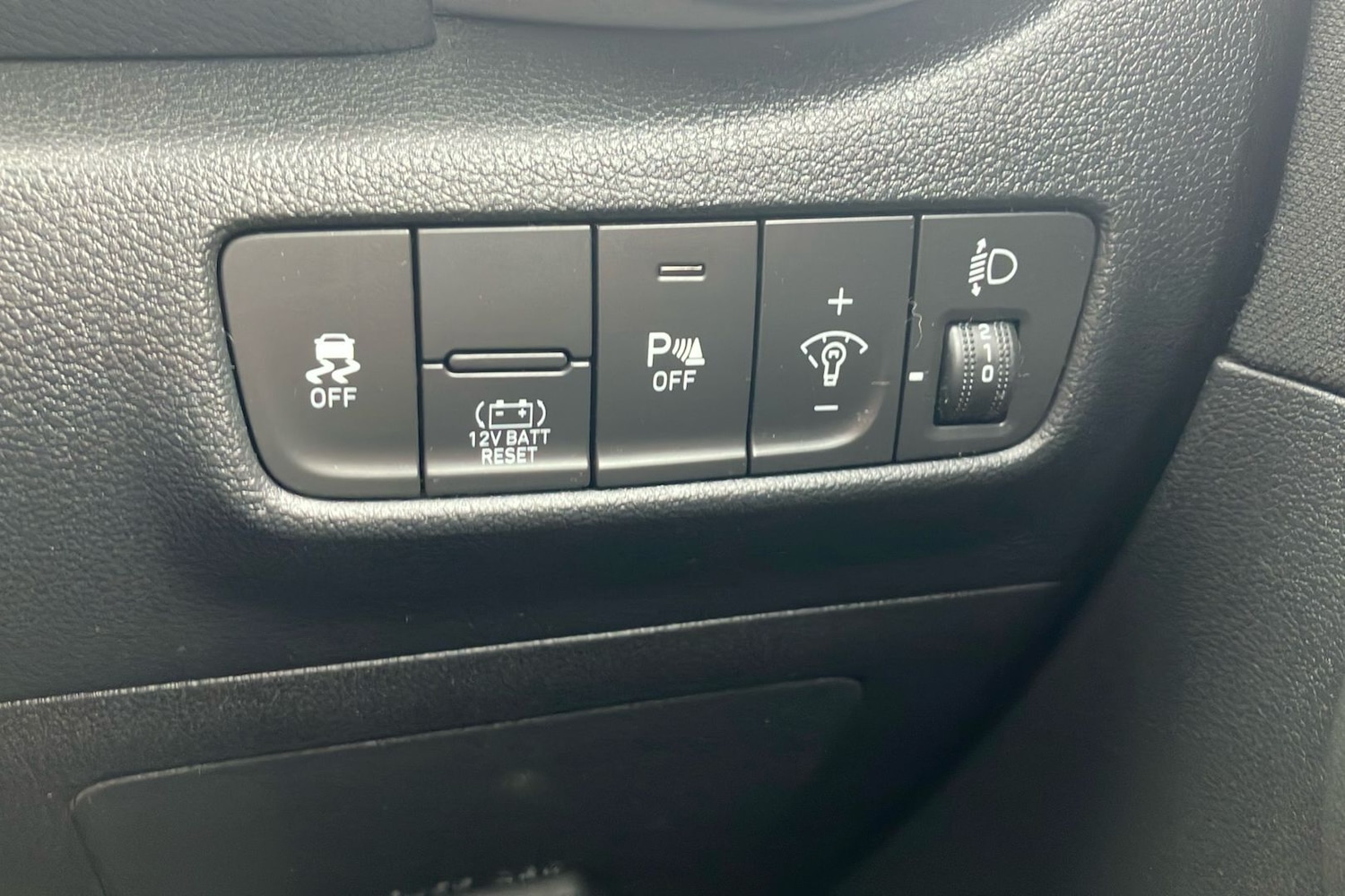 Used Hyundai KONA 2022 for sale - 76364282: Photo 24