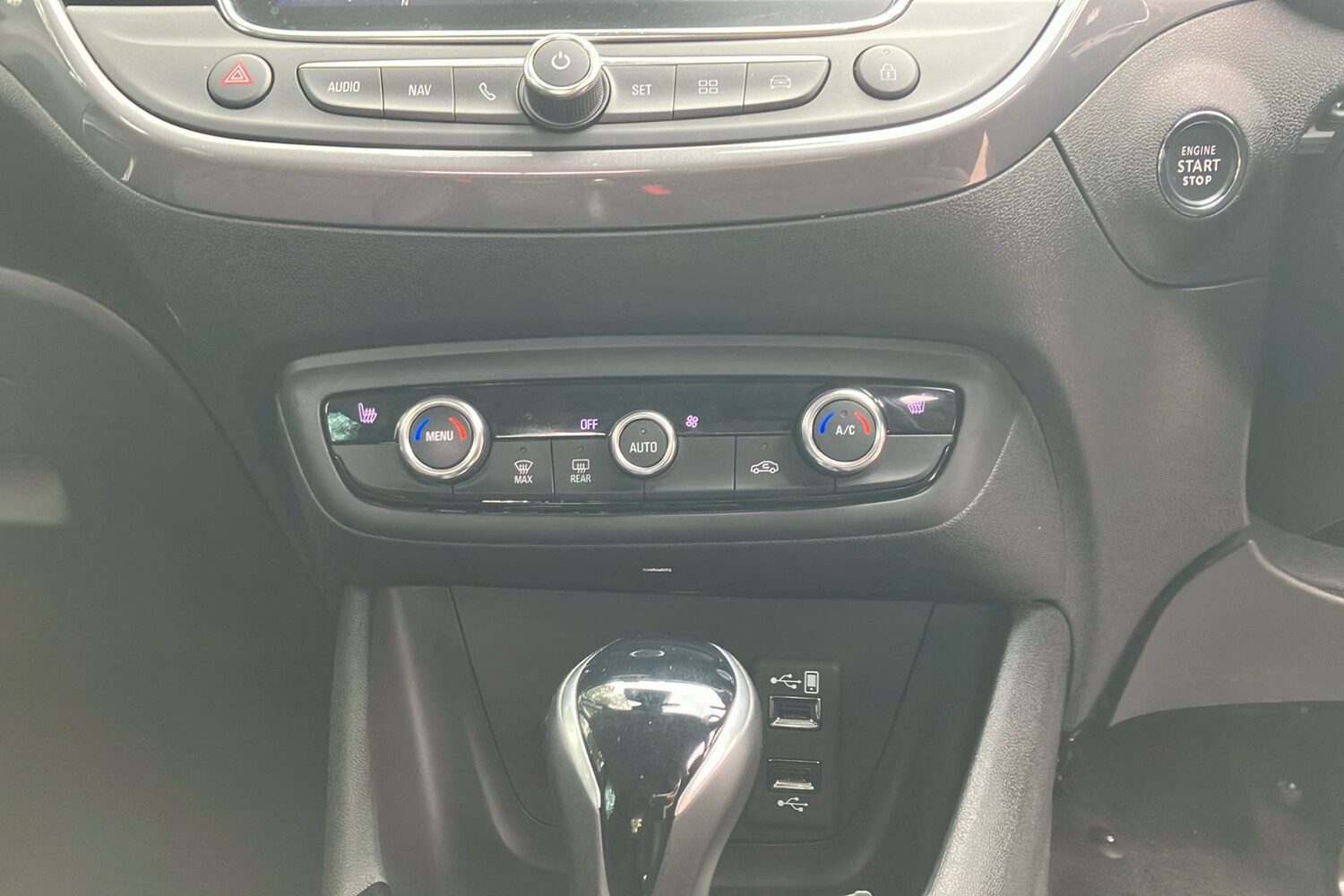 Used Vauxhall Crossland 2024 for sale - 76114785: Photo 15