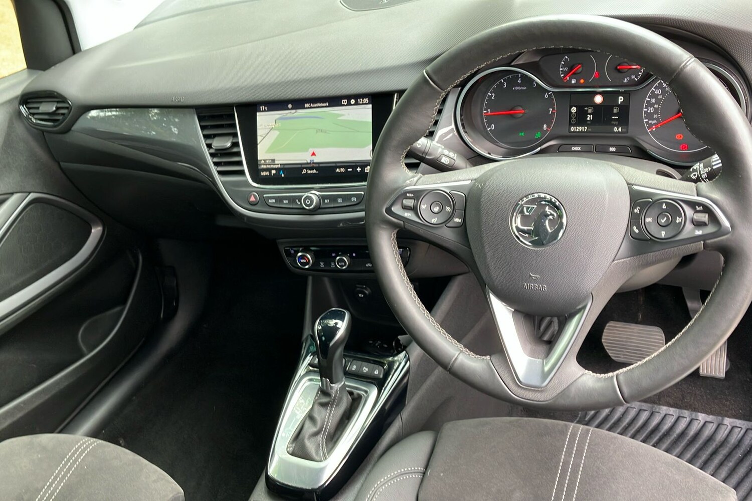 Used Vauxhall Crossland 2024 for sale - 76114785: Photo 32