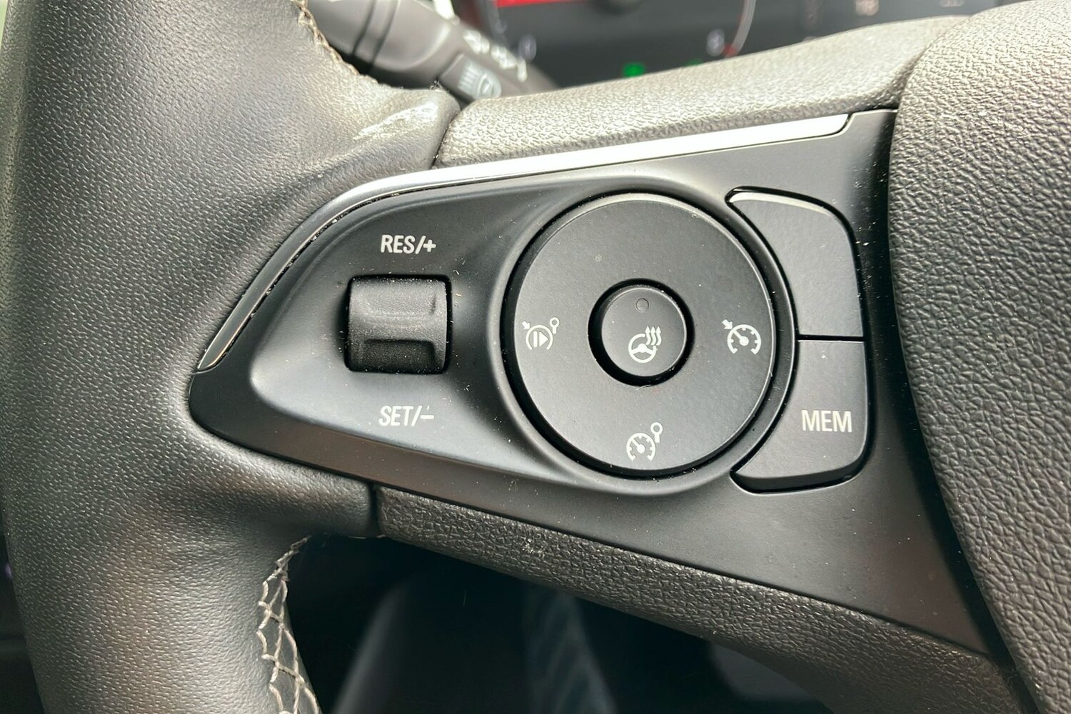 Used Vauxhall Crossland 2024 for sale - 76114785: Photo 46