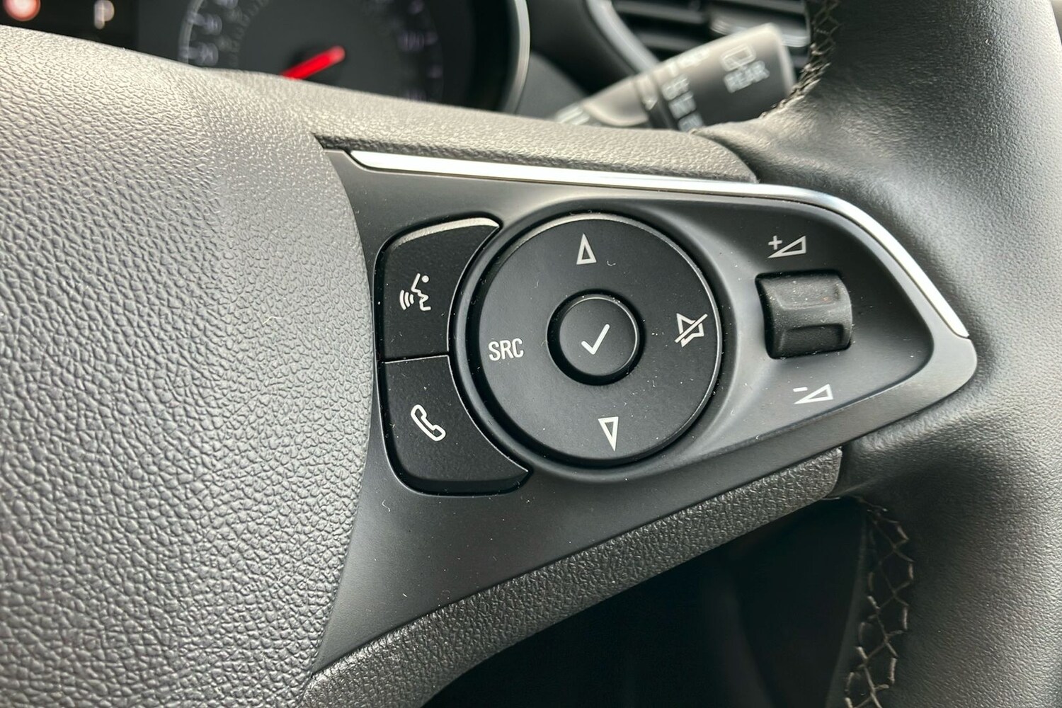 Used Vauxhall Crossland 2024 for sale - 76114785: Photo 47