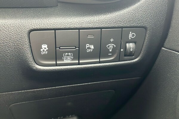 Used Hyundai KONA 2022 for sale - 76004184: Photo 24