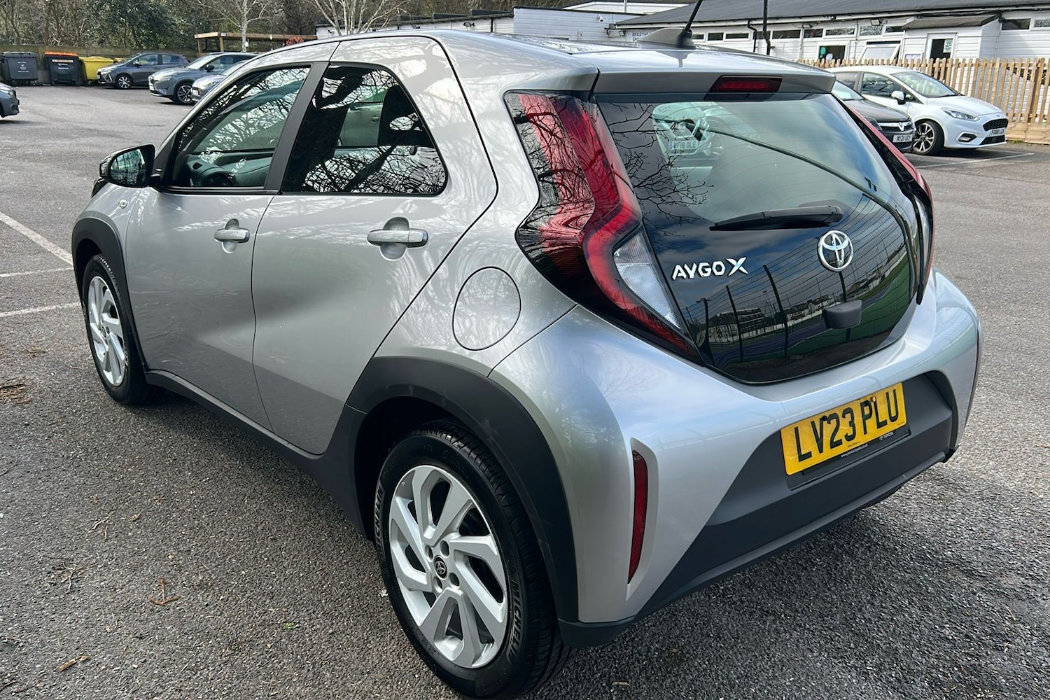 Used Toyota Aygo X 2023 for sale - 77990442: Photo 2