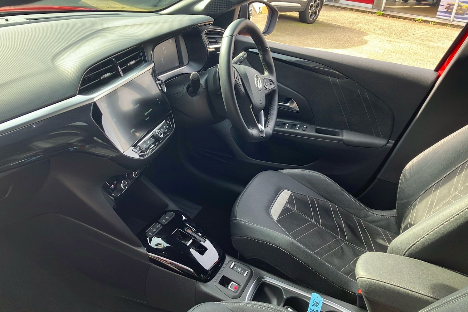 Used Vauxhall Corsa for sale - 78218238: Photo 3