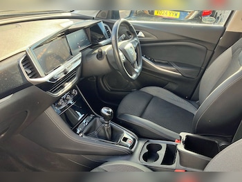 Used Vauxhall Grandland 2022 for sale - 76133353: Photo 3
