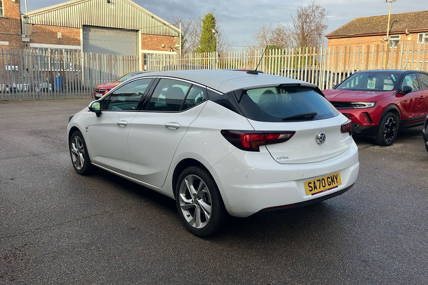 Used Vauxhall Astra for sale - 77003179: Photo 2