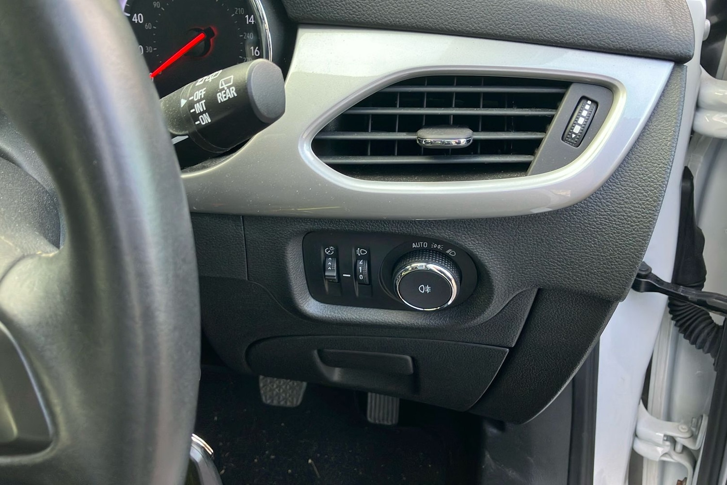 Used Vauxhall Astra for sale - 77003179: Photo 21