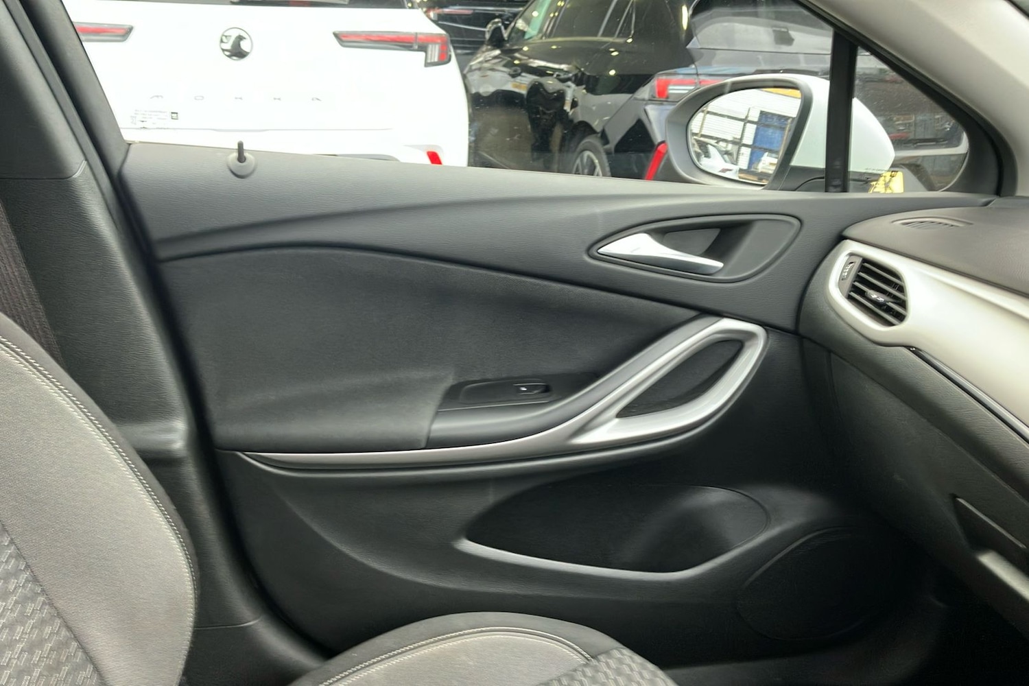 Used Vauxhall Astra for sale - 77003179: Photo 41