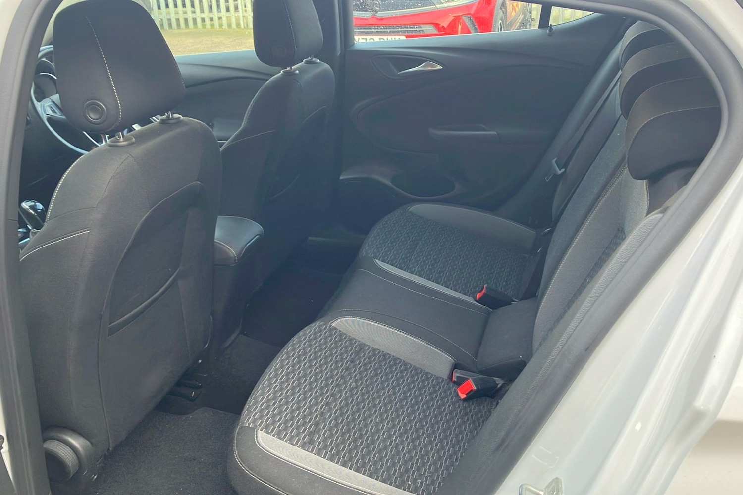 Used Vauxhall Astra for sale - 77003179: Photo 5