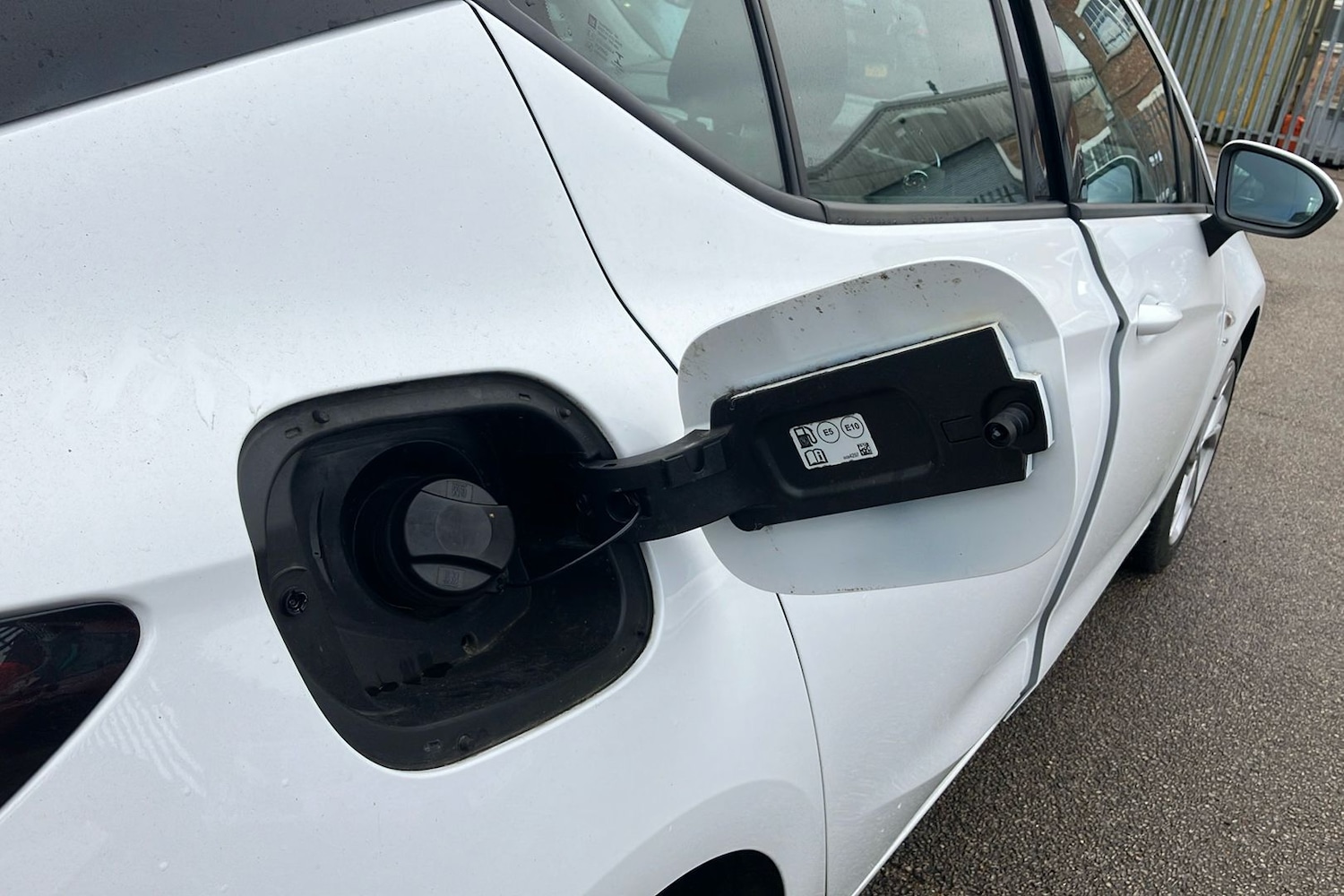 Used Vauxhall Astra for sale - 77003179: Photo 51