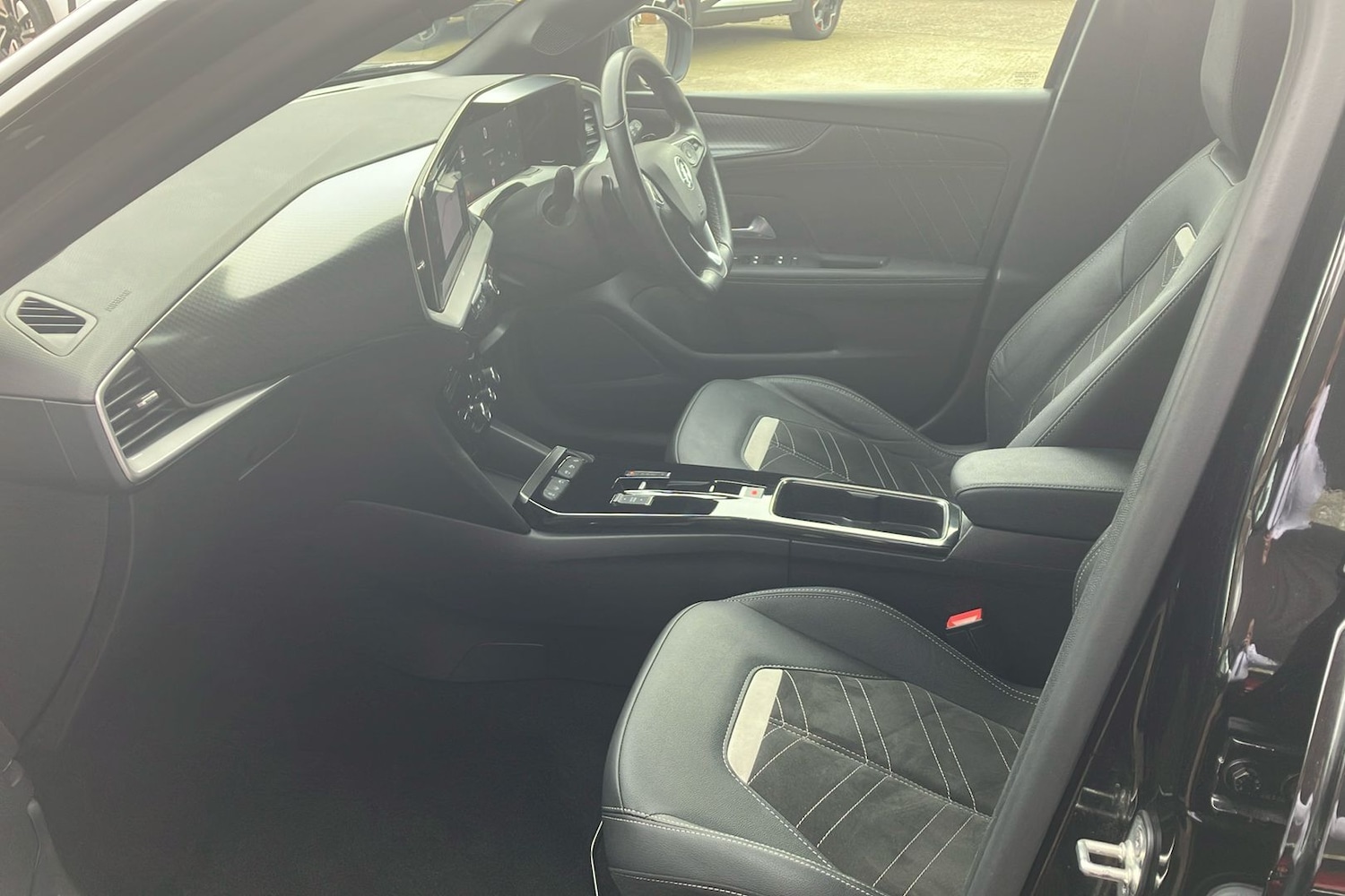 Used Vauxhall Mokka for sale - 78218240: Photo 3