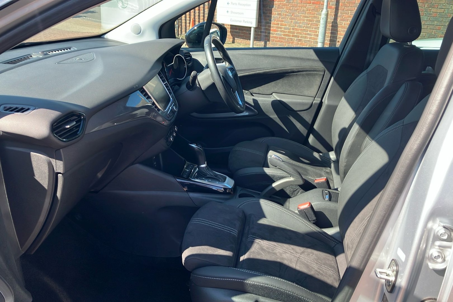 Used Vauxhall Crossland 2024 for sale - 76935247: Photo 3