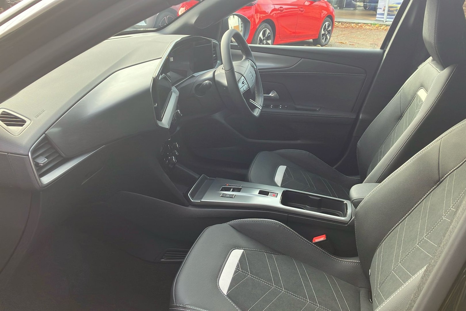 Used Vauxhall Mokka 2025 for sale - 76857008: Photo 3