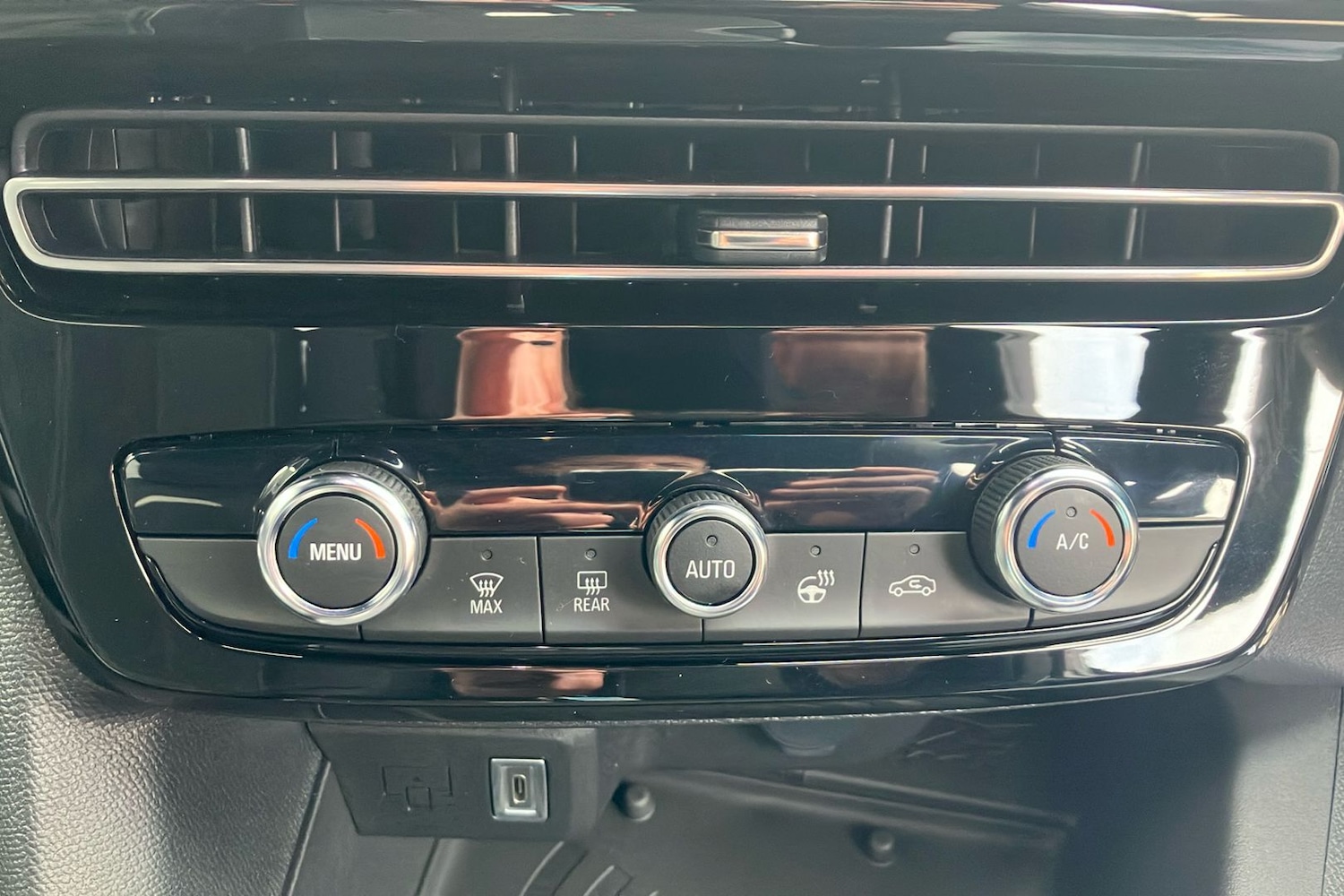 Used Vauxhall Mokka 2025 for sale - 76857008: Photo 40