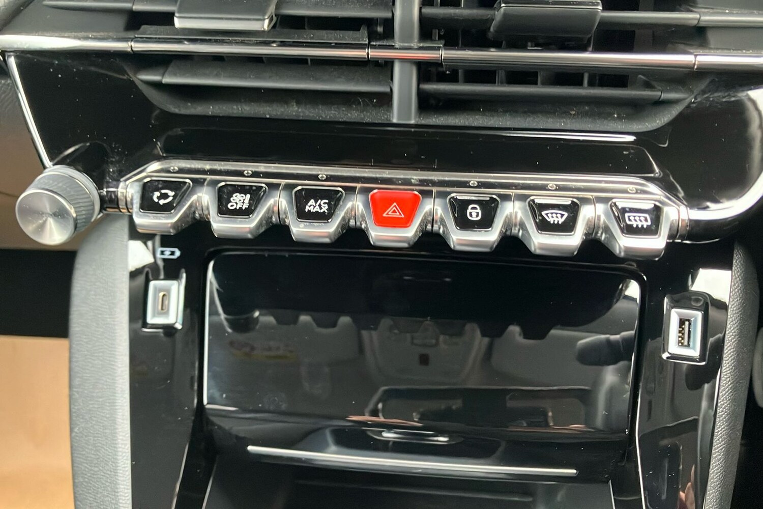 Used Peugeot 2008 2020 for sale - 77527903: Photo 40