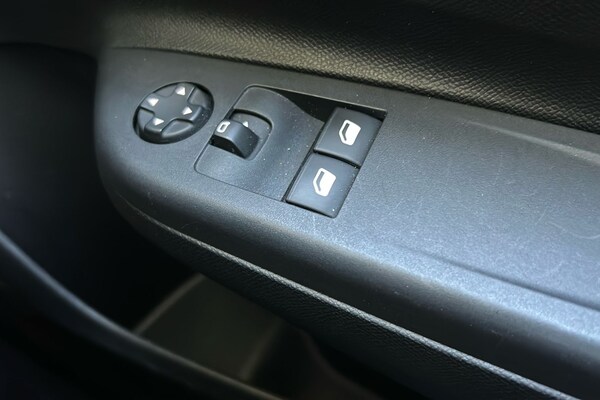 Used Vauxhall Corsa 2020 for sale - 76197882: Photo 18