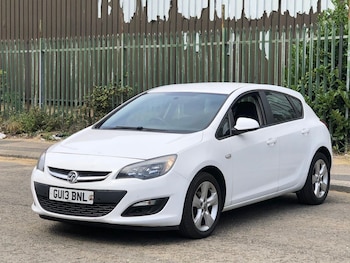 Used Vauxhall Astra 2013 for sale - 75611733: Photo