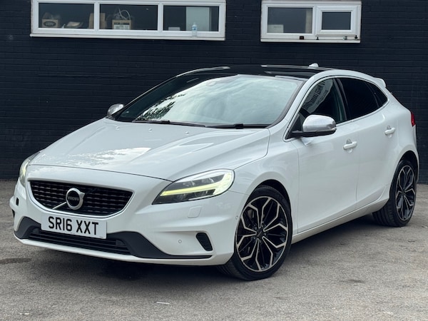 Used Volvo V40 2016 for sale - 75503501: Photo 1