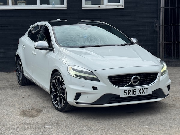 Used Volvo V40 2016 for sale - 75503501: Photo 2