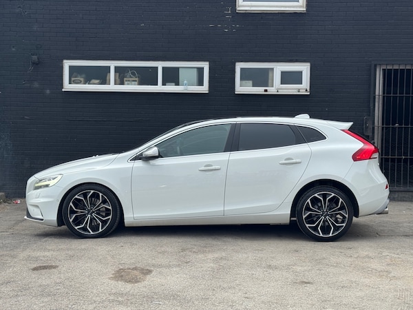 Used Volvo V40 2016 for sale - 75503501: Photo 8