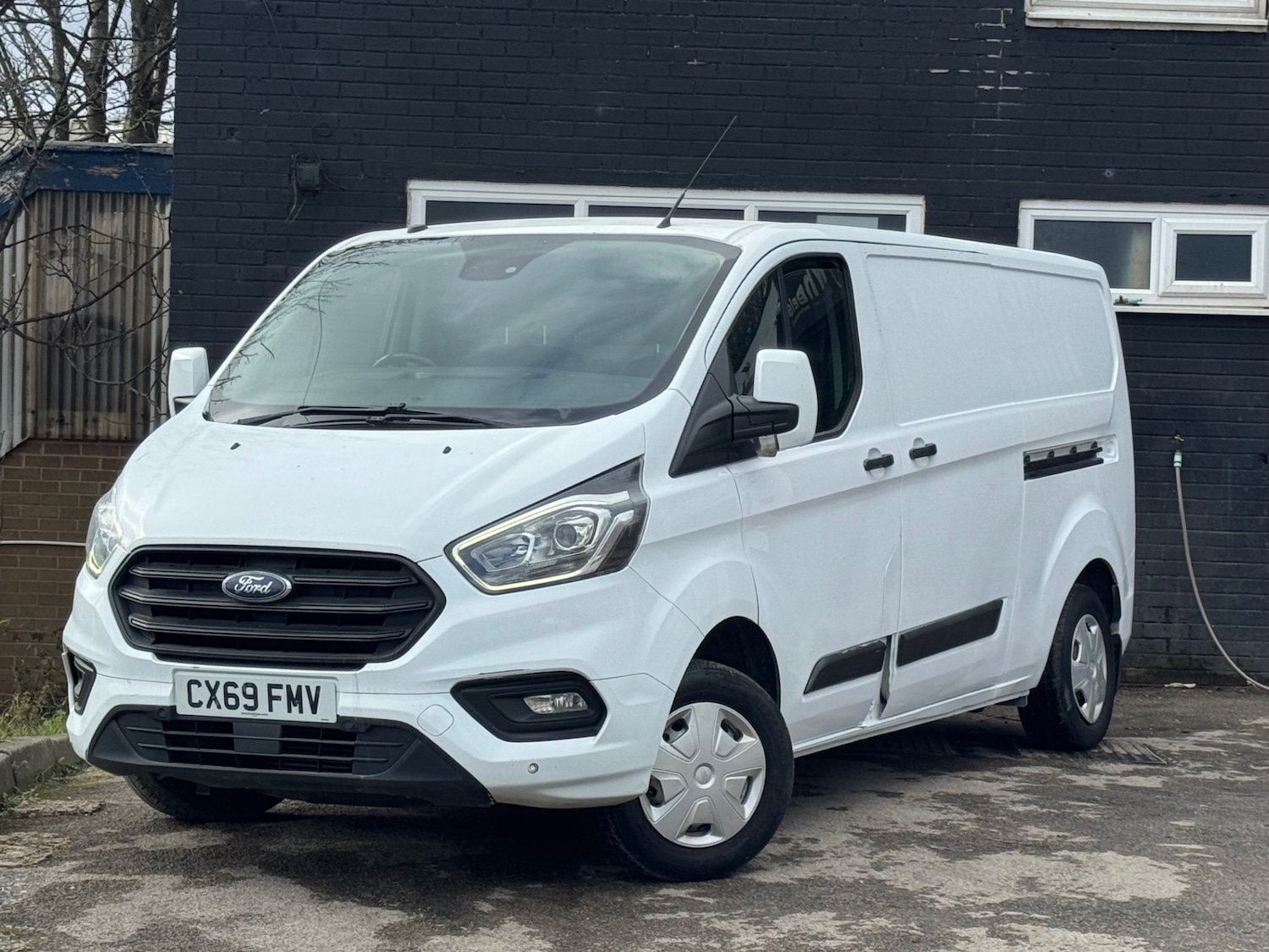 Used Ford Transit Custom 2019 for sale - 78081676: Photo 2