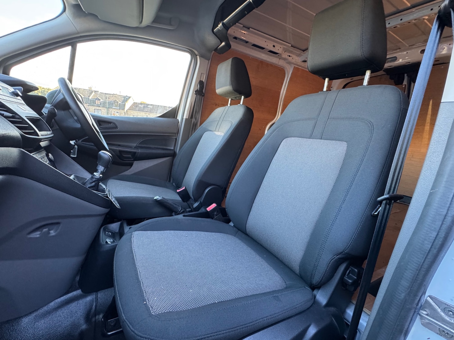 Used Ford Transit Connect 2019 for sale - 76000533: Photo 4