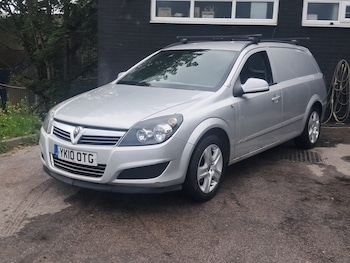 Used Vauxhall Astra Van 2010 for sale - 75168689: Photo