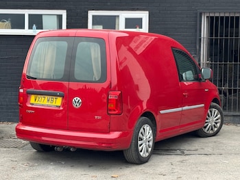 Used Volkswagen Caddy 2017 for sale - 76314050: Photo 4