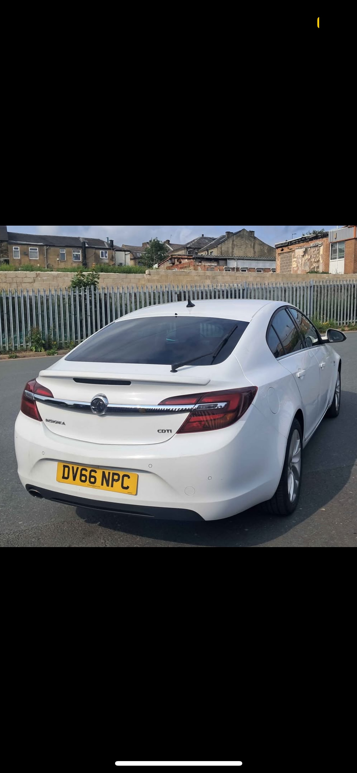 Used Vauxhall Insignia 2016 for sale - 77953876: Photo 2