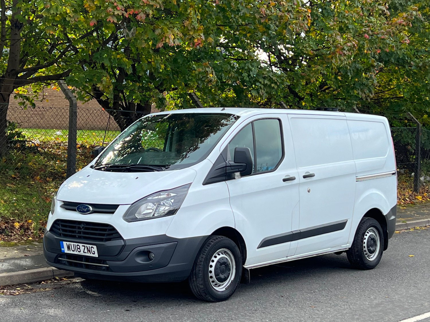 Used Ford Transit Custom 2018 for sale - 75934390: Photo 2