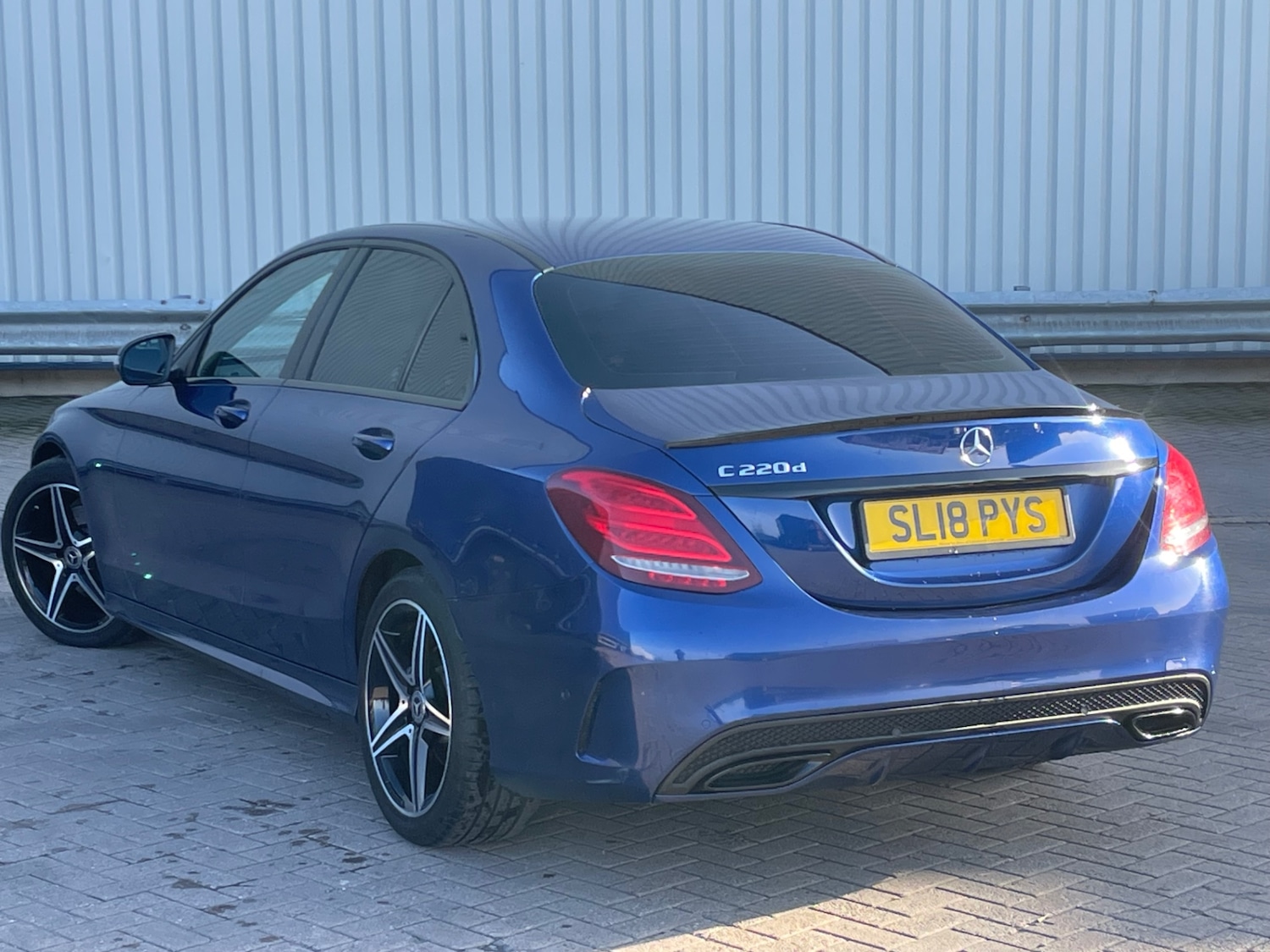 Used Mercedes-Benz C Class 2018 for sale - 77851103: Photo 5