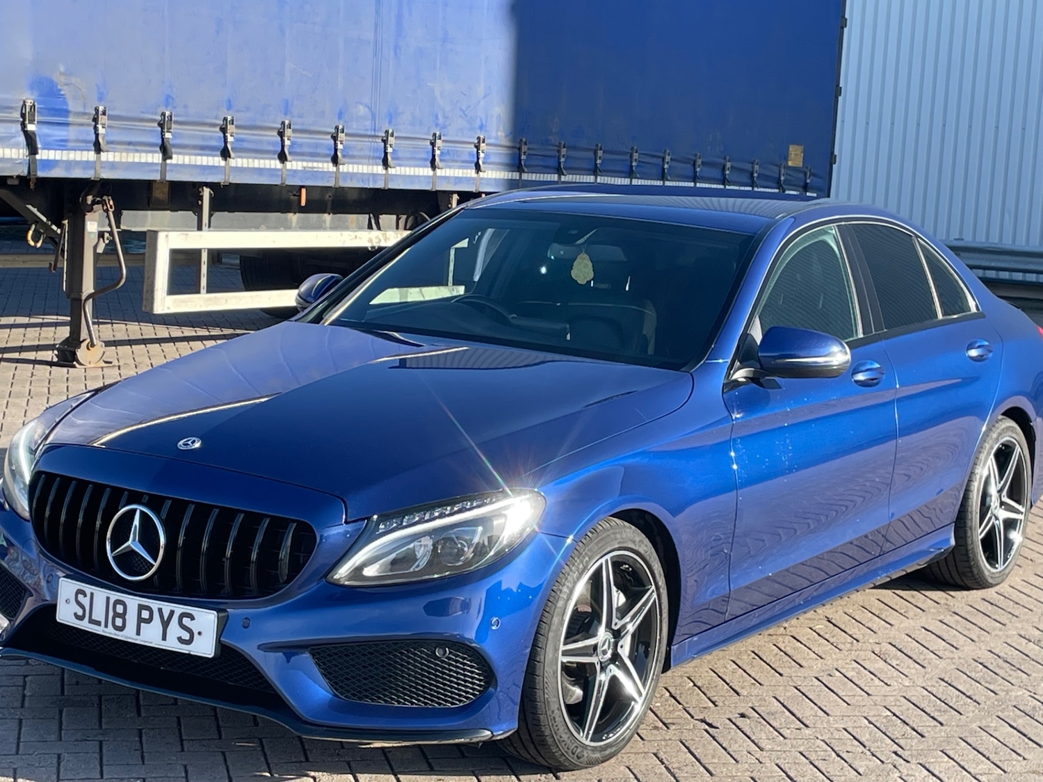 Used Mercedes-Benz C Class 2018 for sale - 77851103: Photo 7