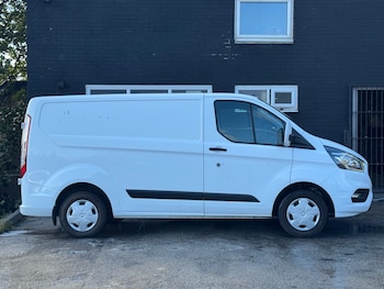Used Ford Transit Custom 2018 for sale - 75976178: Photo 2