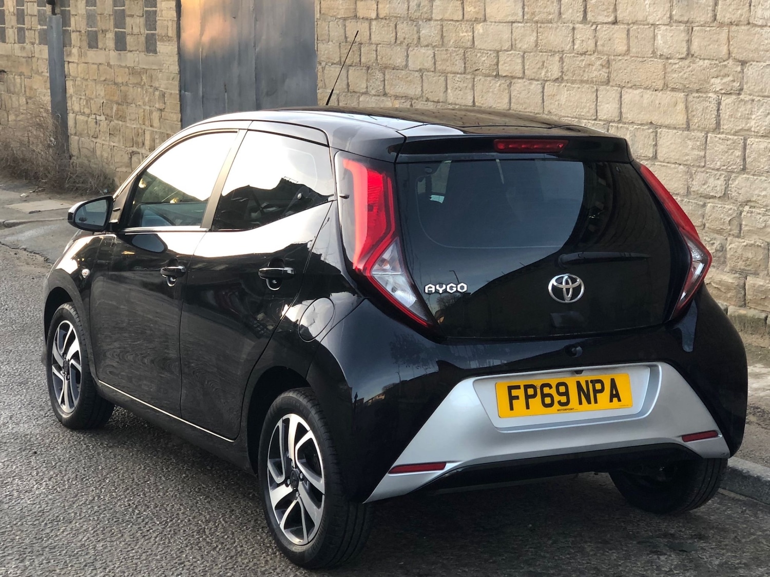 Used Toyota AYGO 2019 for sale - 77851030: Photo 3