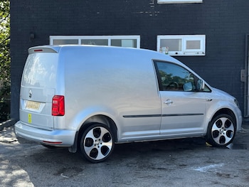 Used Volkswagen Caddy 2018 for sale - 75491425: Photo