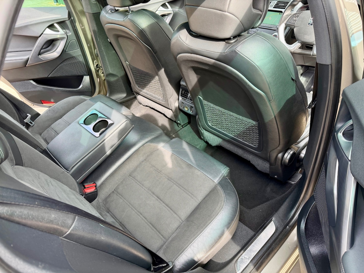 Used Citroen DS5 2014 for sale - 77881359: Photo 19