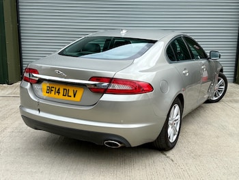 Used Jaguar XF 2014 for sale - 75582920: Photo