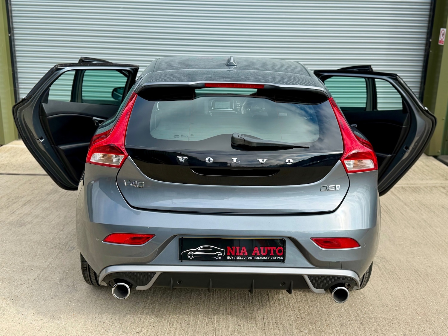 Used Volvo V40 2016 for sale - 76248890: Photo 10