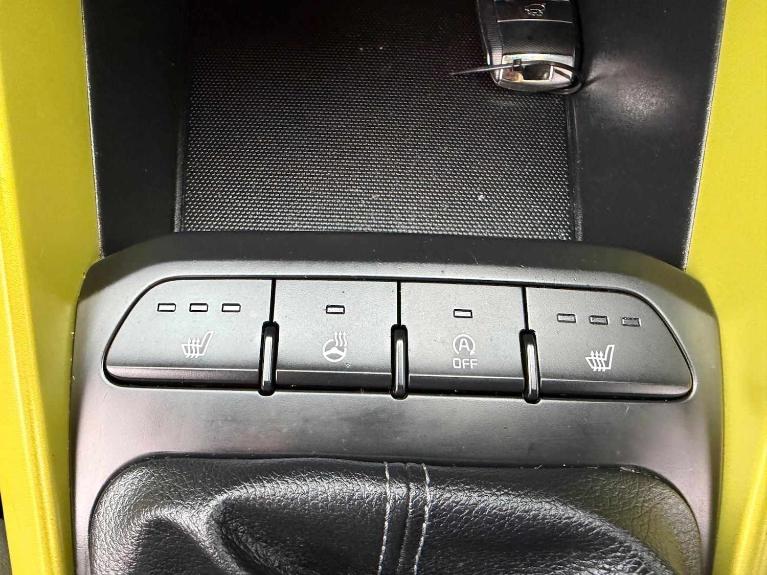 Used Kia Stonic 2018 for sale - 77495136: Photo 13