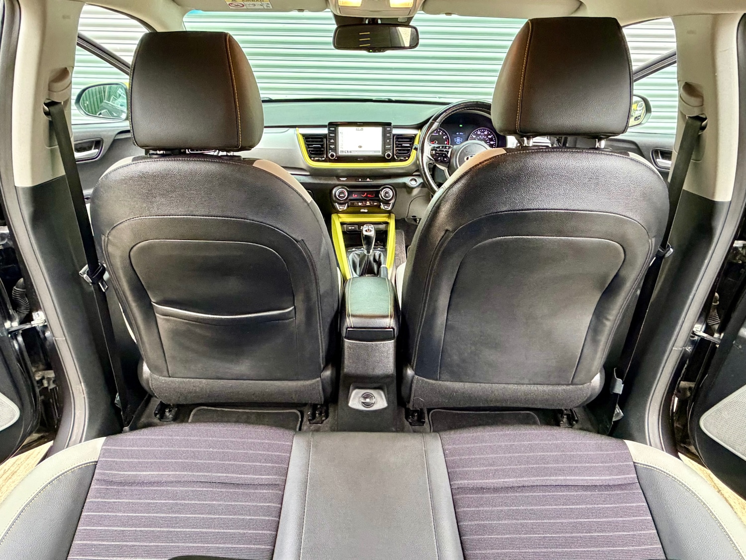 Used Kia Stonic 2018 for sale - 77495136: Photo 15