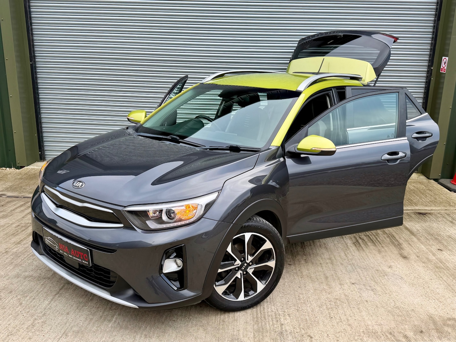 Used Kia Stonic 2018 for sale - 77495136: Photo 3