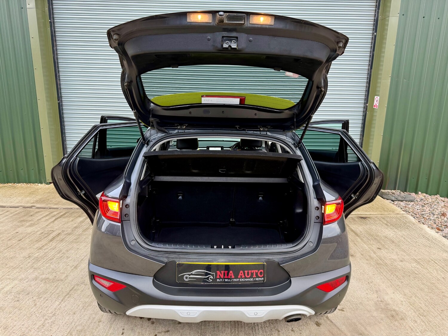 Used Kia Stonic 2018 for sale - 77495136: Photo 9