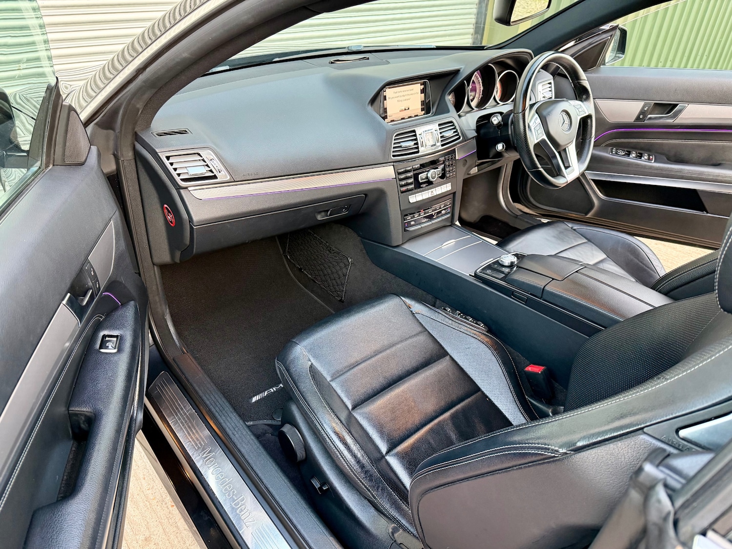 Used Mercedes-Benz E Class 2014 for sale - 77991941: Photo 17