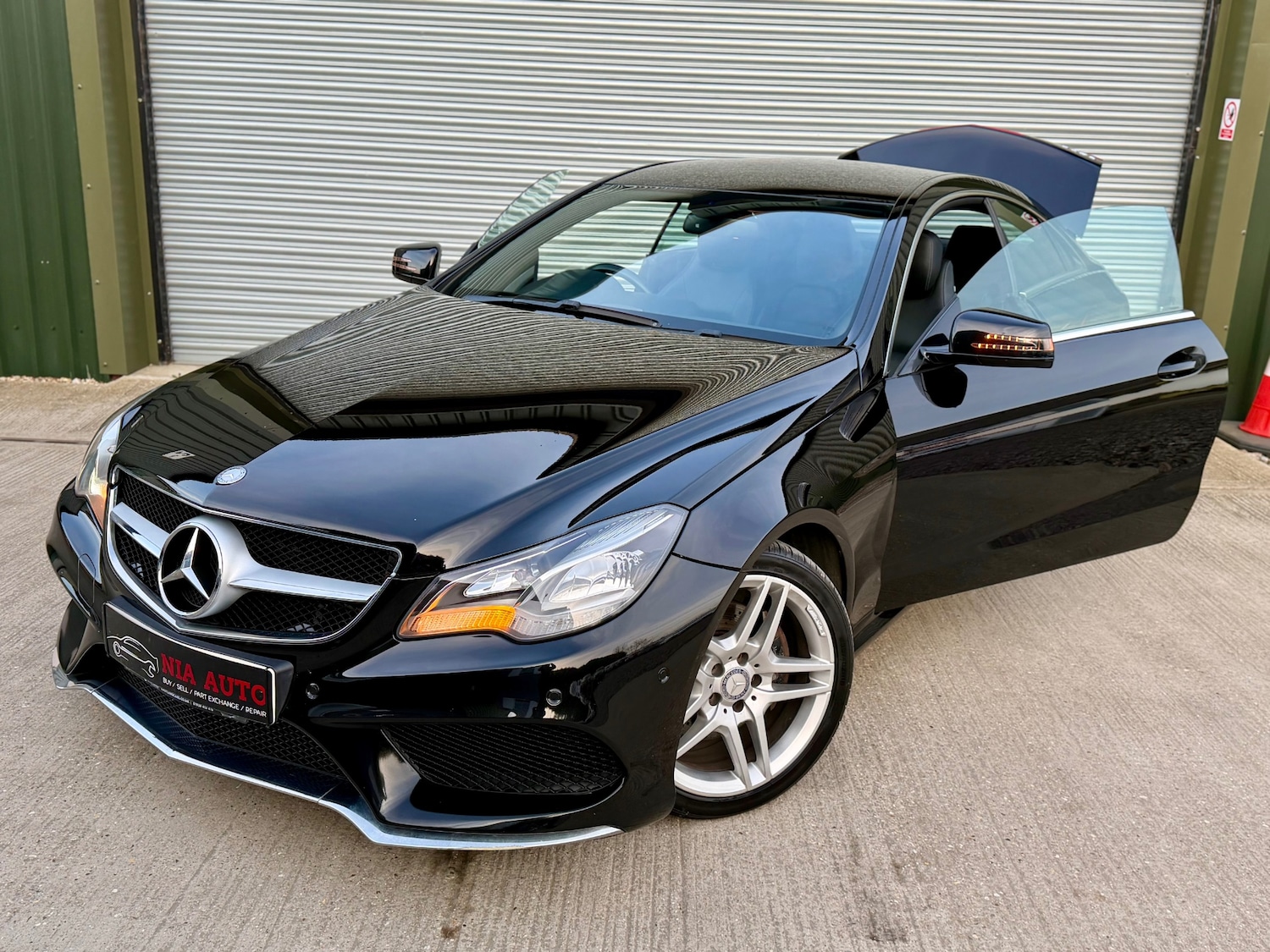 Used Mercedes-Benz E Class 2014 for sale - 77991941: Photo 5