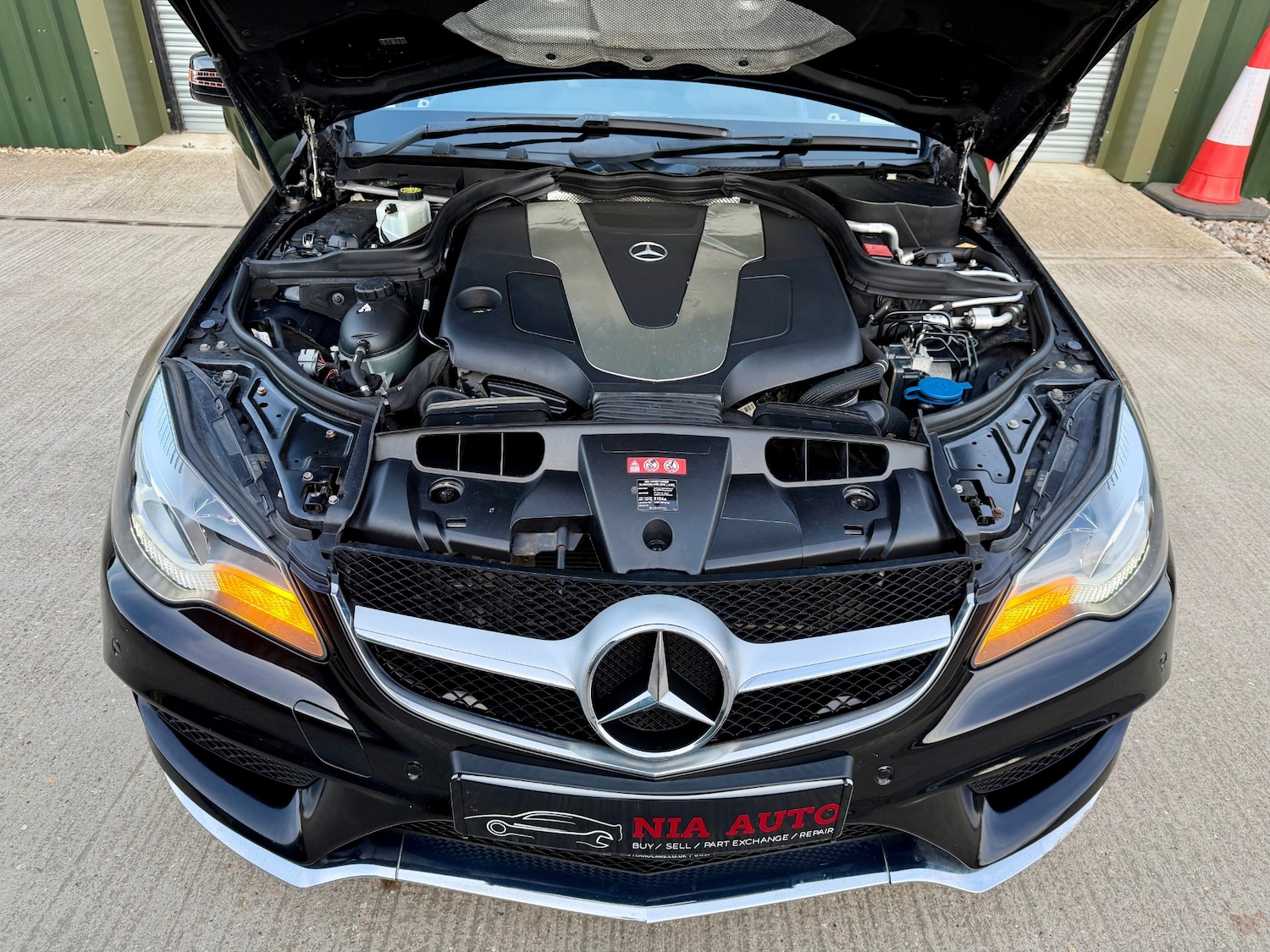 Used Mercedes-Benz E Class 2014 for sale - 77991941: Photo 8